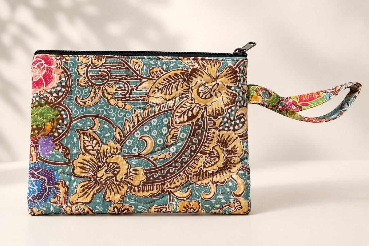Travel Pouch – Batik | Gewatteerd toilettasje